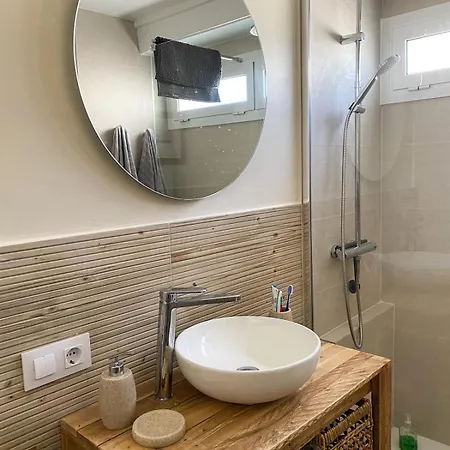 Thegoldsand Cala Salions Tossa De Mar Lägenhet *