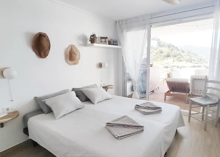 Thegoldsand Cala Salions Tossa De Mar